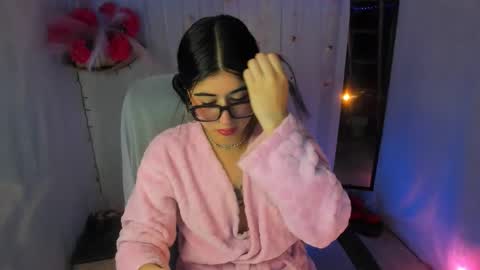 YELINA online show from 9, 3, 2026