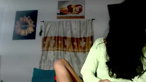 Snapshot of yemaya_28 chatting on 29, 11, 2025 Yemaya 28 online show from 29, 11, 2025