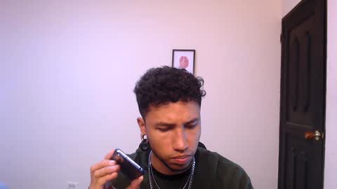 Yeff ind. model  online show from 19, 12, 2024