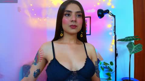 yeriawaddell  online show from 21, 2, 2025