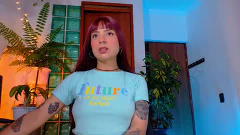 Snapshot of yeriawaddell_ chatting on 12, 10, 2025 yeriawaddell online show from 12, 10, 2025