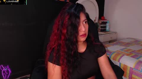 Yesi online show from 1, 3, 2025