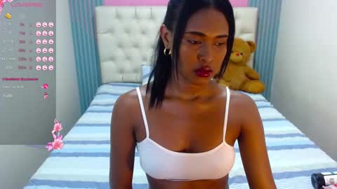 Snapshot of yessica__cruz chatting on 28, 9, 2025 IM YESSICA online show from 28, 9, 2025