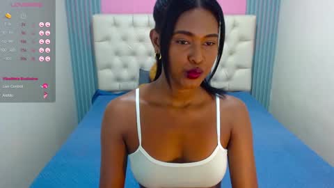 Snapshot of yessica__cruz chatting on 9, 10, 2025 IM YESSICA online show from 9, 10, 2025