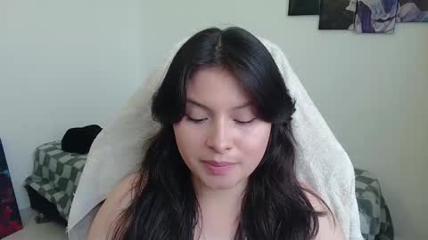 Snapshot of yessica_gomez01 chatting on 5, 2, 2026 yessica_gomez01 online show from 5, 2, 2026