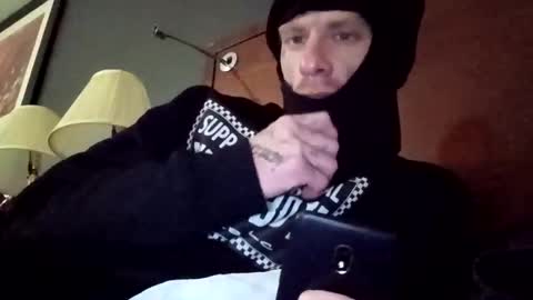 Snapshot of yfwb69xxx chatting on 23, 11, 2025 yfwb69xxx online show from 23, 11, 2025