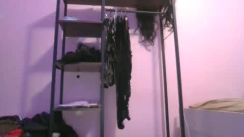 Snapshot of yin476 chatting on 24, 10, 2025 yin476 online show from 24, 10, 2025