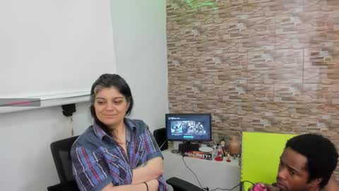 yinyyanghot online show from 28, 11, 2025