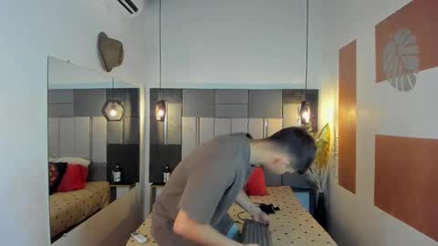 Snapshot of yizus_bonz chatting on 13, 2, 2025 yizus_bonz online show from 13, 2, 2025