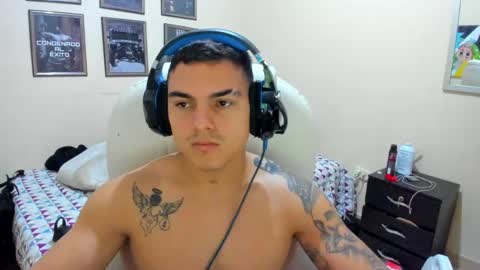 Snapshot of yker18 chatting on 17, 12, 2024 yker online show from 17, 12, 2024