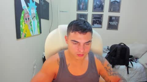 Snapshot of yker18 chatting on 10, 1, 2025 yker online show from 10, 1, 2025