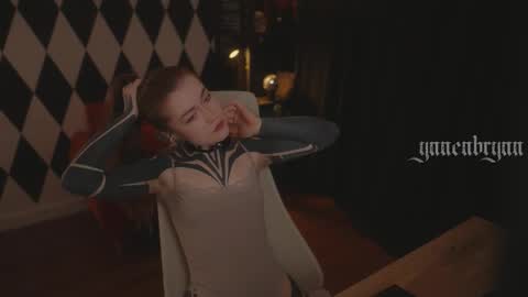 ynnenbrynn online show from 4, 12, 2025