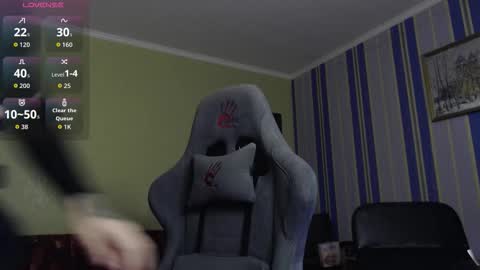 Snapshot of yofukashi chatting on 9, 10, 2025 yofukashi online show from 9, 10, 2025