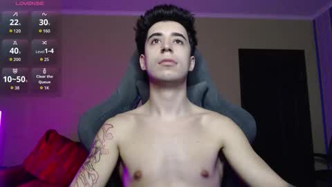 Snapshot of yofukashi chatting on 26, 11, 2025 yofukashi online show from 26, 11, 2025