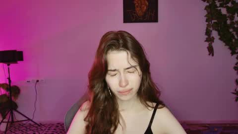 yoka_paradoxxx online show from 9, 10, 2025