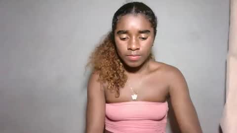 yolandrina05 online show from 10, 10, 2025