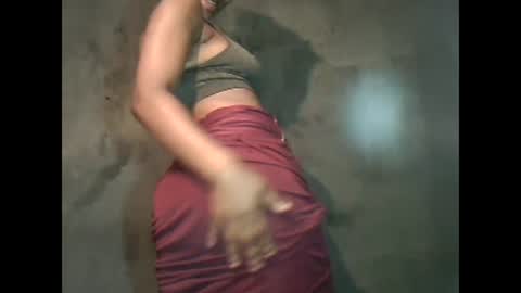 Snapshot of yoncexx25 chatting on 28, 12, 2024 amazingkellyxx online show from 28, 12, 2024