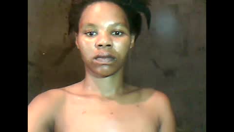 Snapshot of yoncexx25 chatting on 2, 1, 2025 amazingkellyxx online show from 2, 1, 2025