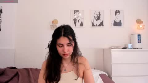 yooleen online show from 18, 2, 2025