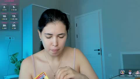 yooleen online show from 17, 9, 2025
