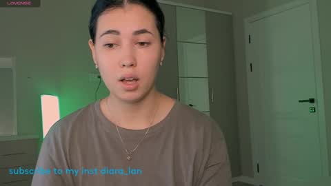 yooleen online show from 18, 9, 2025