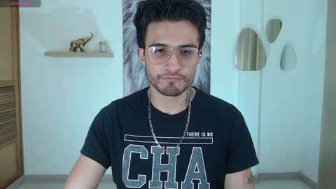 Snapshot of yoshy_man chatting on 8, 1, 2025 yoshy_man online show from 8, 1, 2025