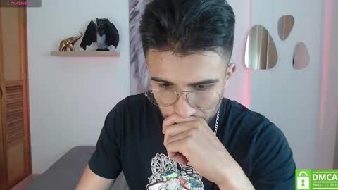 Snapshot of yoshy_man chatting on 25, 1, 2025 yoshy_man online show from 25, 1, 2025