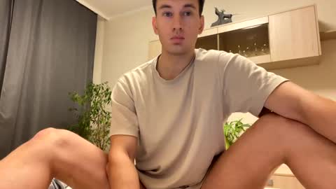 Snapshot of youcan__ chatting on 10, 12, 2024 youcan__ online show from 10, 12, 2024