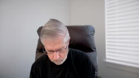 Snapshot of yougogirl_3 chatting on 7, 11, 2025 Colorado Guy Straight online show from 7, 11, 2025