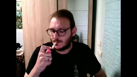 Snapshot of younromki chatting on 2, 4, 2026 A... online show from 2, 4, 2026