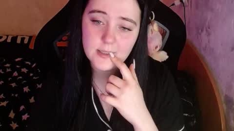 your_8a8y online show from 18, 12, 2025