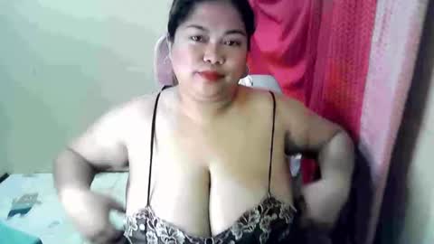 your_big_boobs online show from 16, 9, 2025