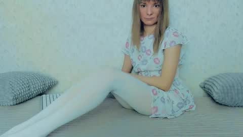 Lily online show from 25, 2, 2025