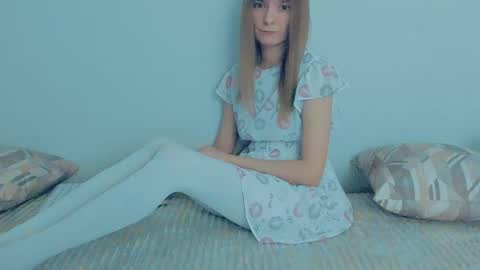 Lily online show from 6, 10, 2025