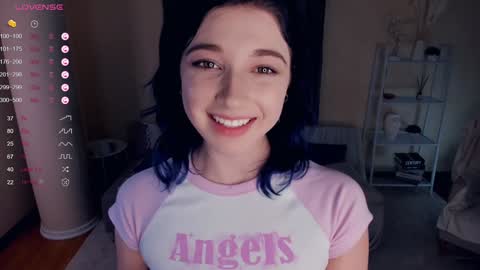 Lina online show from 12, 1, 2025