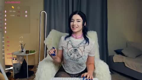 Lina online show from 16, 2, 2025