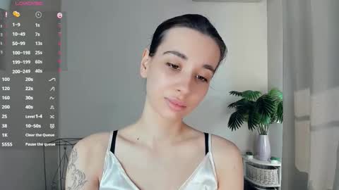 Lina online show from 13, 3, 2026