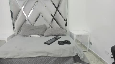 Snapshot of your_lady_milf chatting on 25, 2, 2025 your_lady_milf online show from 25, 2, 2025
