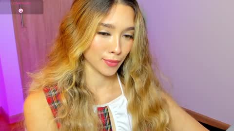 Snapshot of your_little_ chatting on 6, 2, 2025 your_little_ online show from 6, 2, 2025