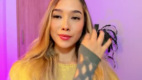 Snapshot of your_little_ chatting on 10, 2, 2025 your_little_ online show from 10, 2, 2025