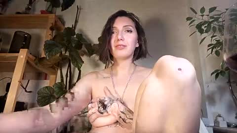 Snapshot of your_little_mom chatting on 9, 1, 2025 Viky online show from 9, 1, 2025