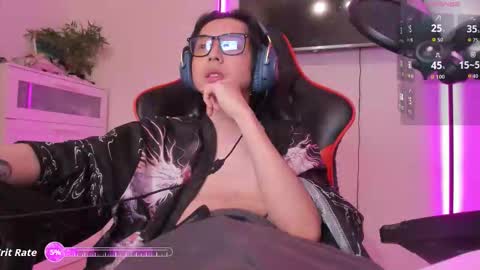 Snapshot of your_little_twink chatting on 7, 11, 2025 Han online show from 7, 11, 2025