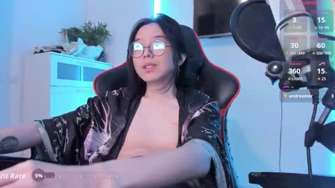 Snapshot of your_little_twink chatting on 11, 11, 2025 Han online show from 11, 11, 2025