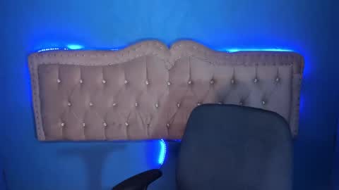 your_naughty_cumslut69 online show from 3, 3, 2026