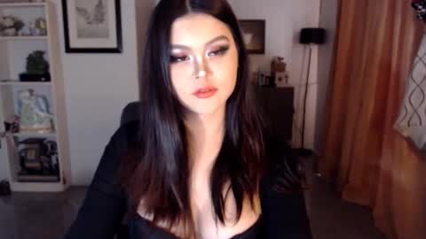 your_princessoflove online show from 4, 2, 2026