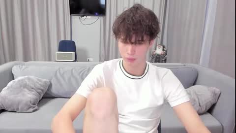 your_shy_guy online show from 26, 1, 2025