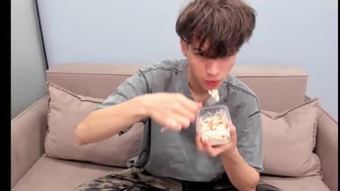 your_shy_guy online show from 18, 10, 2025