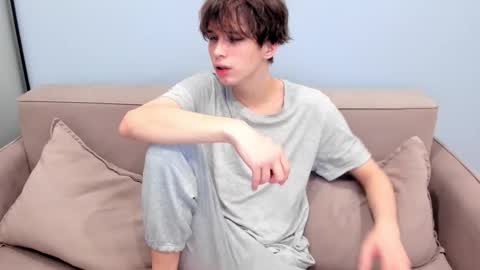 your_shy_guy online show from 29, 11, 2025