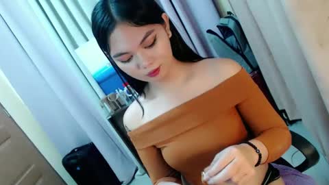 Hi its me Yna online show from 11, 12, 2024