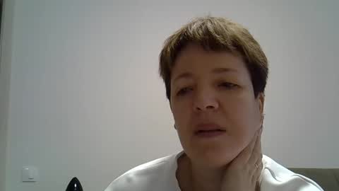 Snapshot of yourangelina12 chatting on 24, 11, 2025 yourangelina12 online show from 24, 11, 2025